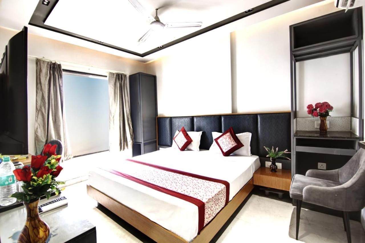 Hotel Almora Sky Near By Delhi International Airport With - Free Airport Pickup And Drop Нью-Делі Екстер'єр фото