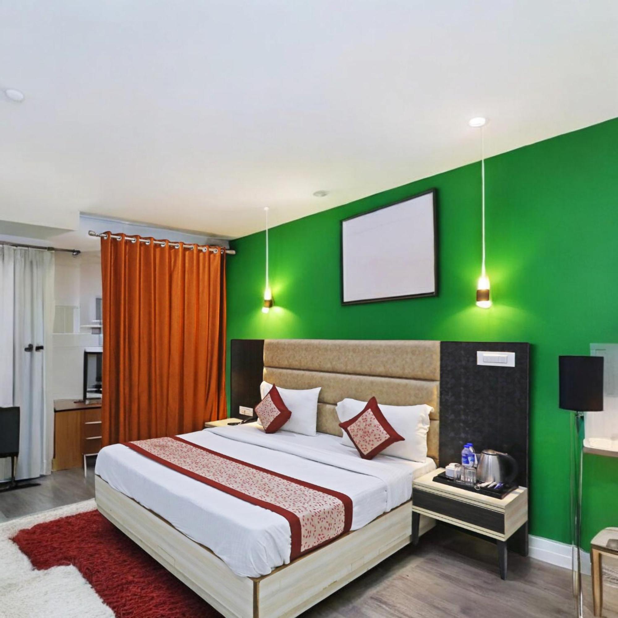 Hotel Almora Sky Near By Delhi International Airport With - Free Airport Pickup And Drop Нью-Делі Екстер'єр фото